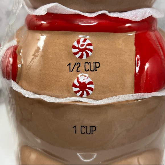 Christmas Peppermint Gingerbead Snowman Ceramic Stacked Measuring Cups - Picture 7 of 12
